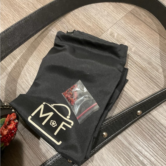 Mary Frances Heart Strings Floral Hand Beaded Handbag - Picture 9 of 12